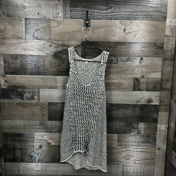 CAbi Tops - Cabi High Low Sleeveless Knit Top Shirt Sz S Loose